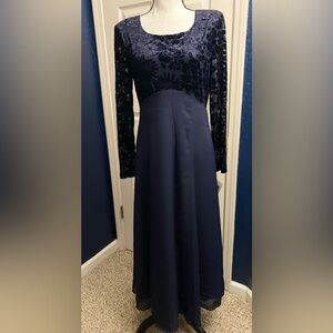 Elegant Long Sleeve Navy Dress